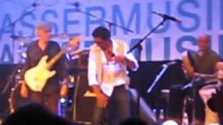 محمد منير شيكولاته من حفلة برلين 2010