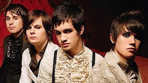 Try Not to Sing Challenge Emo/Punk Edition Part 2 (IMPOSSIBLE)