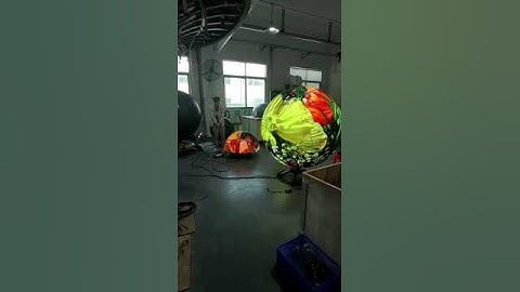 Daily sharing. LED sphere screen, plug and play, worldwide delivery.