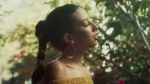 Thumbnail of Naïka - Oh Mama (Official Video)