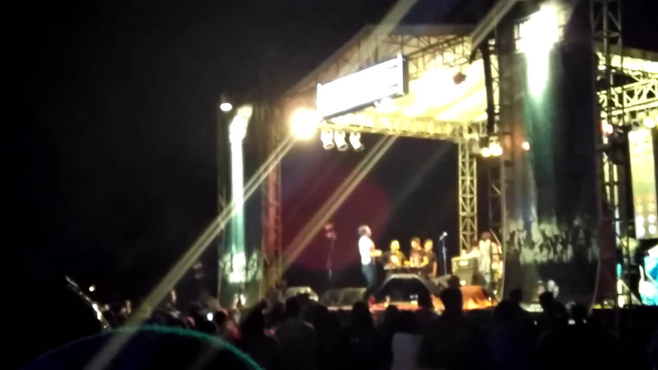 Konser Rizky The Titans di Sidikalang - YouTube