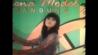 Explore yourself in sena model bandung