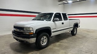 2001 Chevy 2500. 8.1L Vortec with 118,000 original miles!