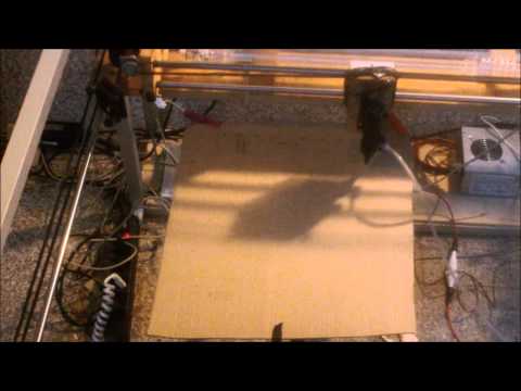 Taglio laser autocostruito da 40W - YouTube
