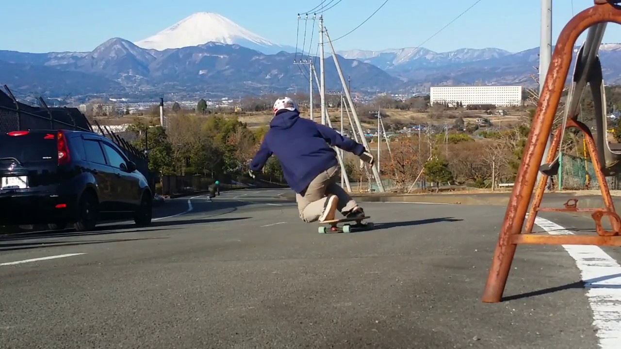 ダウンヒルスケートボード エバケン / 低速でも高速でも安全にロング