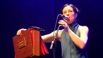 Julie Fowlis - Òran an ròin / The song of the seal (Live)