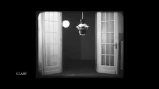 Brød & Sirkus - Glass
Track from the cassette Far Familie Flagg (Neronastri, 1982)
Written by Brød & Sirkus
Recorded by Jan Gullovsen, mixed by Jan Gullovsen and Thomas Robsahm
Brød & Sirkus:
John Josephsen - Vocals, guitars
Thomas Robsahm - Synth, vocals
Ole Johan Lillegaard - Bass
Espen Holmberg - Drums Brød & Sirkus - Glass