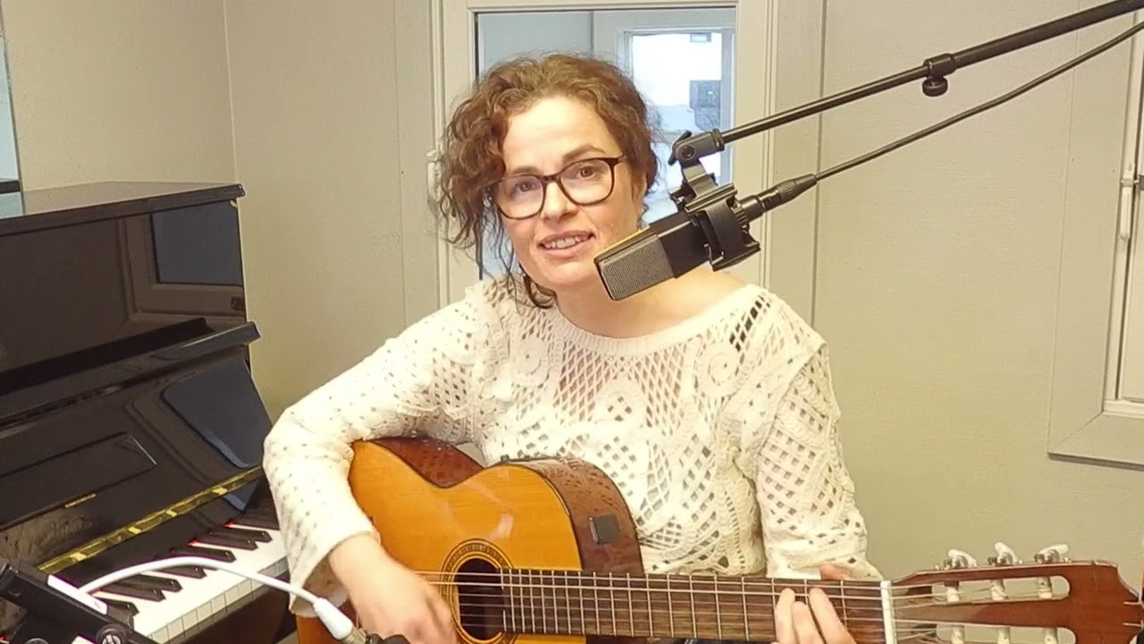 Renée   Fault finding mind