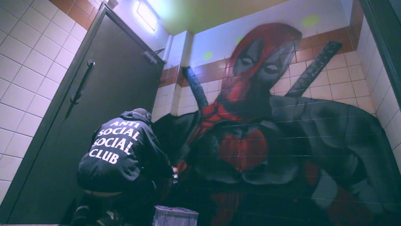 DEADPOOL GRAFFITI