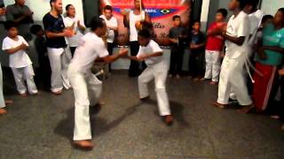 roda do grupo resgate capoeira setor franco da rocha prof buda