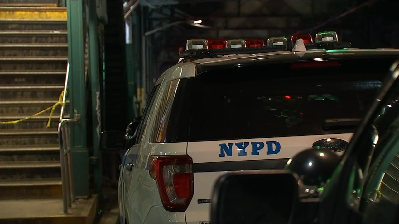 Teen stabbed following dispute with another teen on Brooklyn subway platform