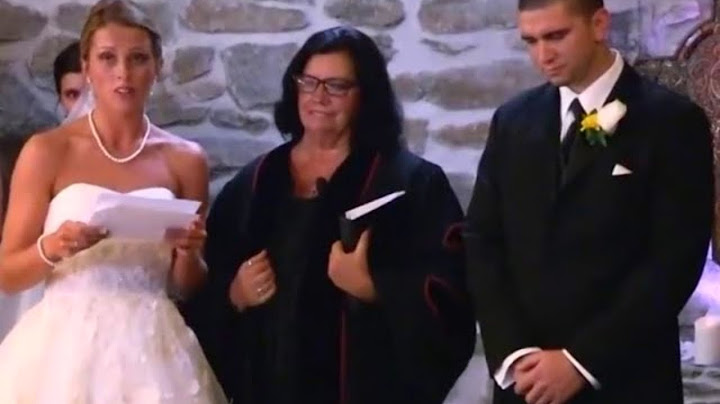 As This Bride Was Reciting Her Vows, She Told Six Police Officers To Stand Behind Groom