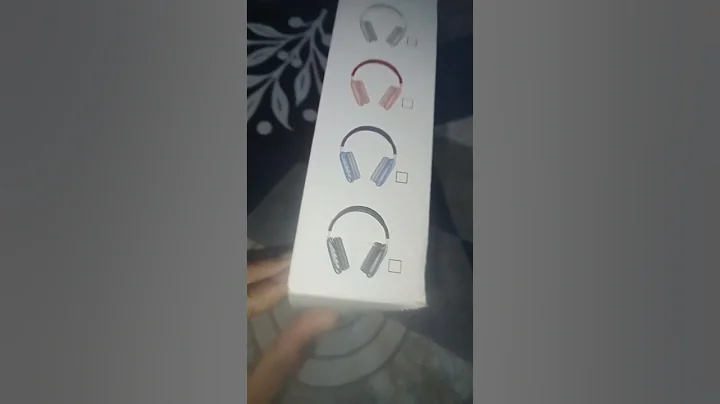 P9 headphone unboxing short