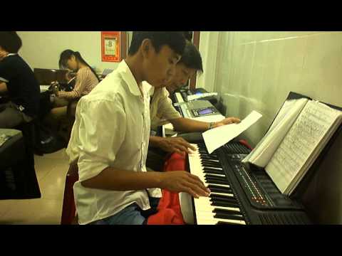 THẦY PHẠM ĐỨC DẠY ĐÀN ORGAN CHUYÊN NGHIỆP Tel: 0918114841 - YouTube