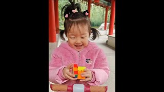 完了,又被4岁娃子瞧不起了……来个人教育一下孩子来!#妈妈带娃 #亲子互动 #萌娃日常 #公园随拍