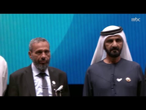 لحظة الإعلان عن الفائز بمبادرة صناع الأمل