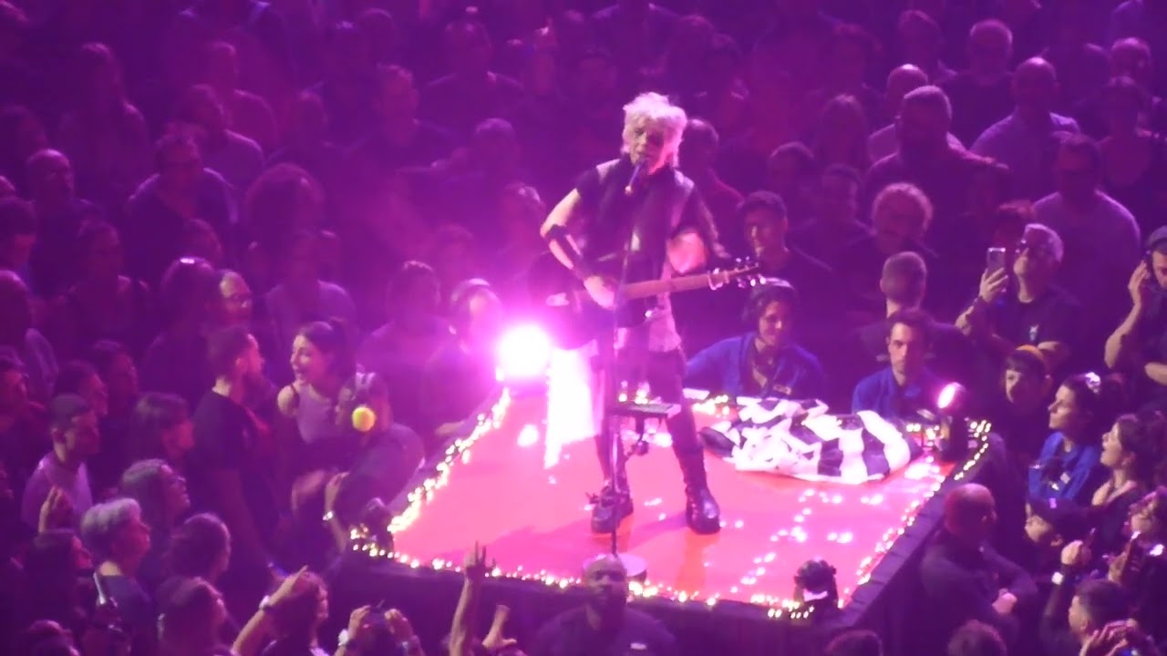 Juste toi et moi par Indochine @ Bercy le 4 mars 2026