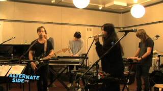 The Naked and Famous - &quot;The Sun&quot; (Live at WFUV)