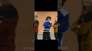 Bu Ne Uyumzsuz Bir Cift Secimi