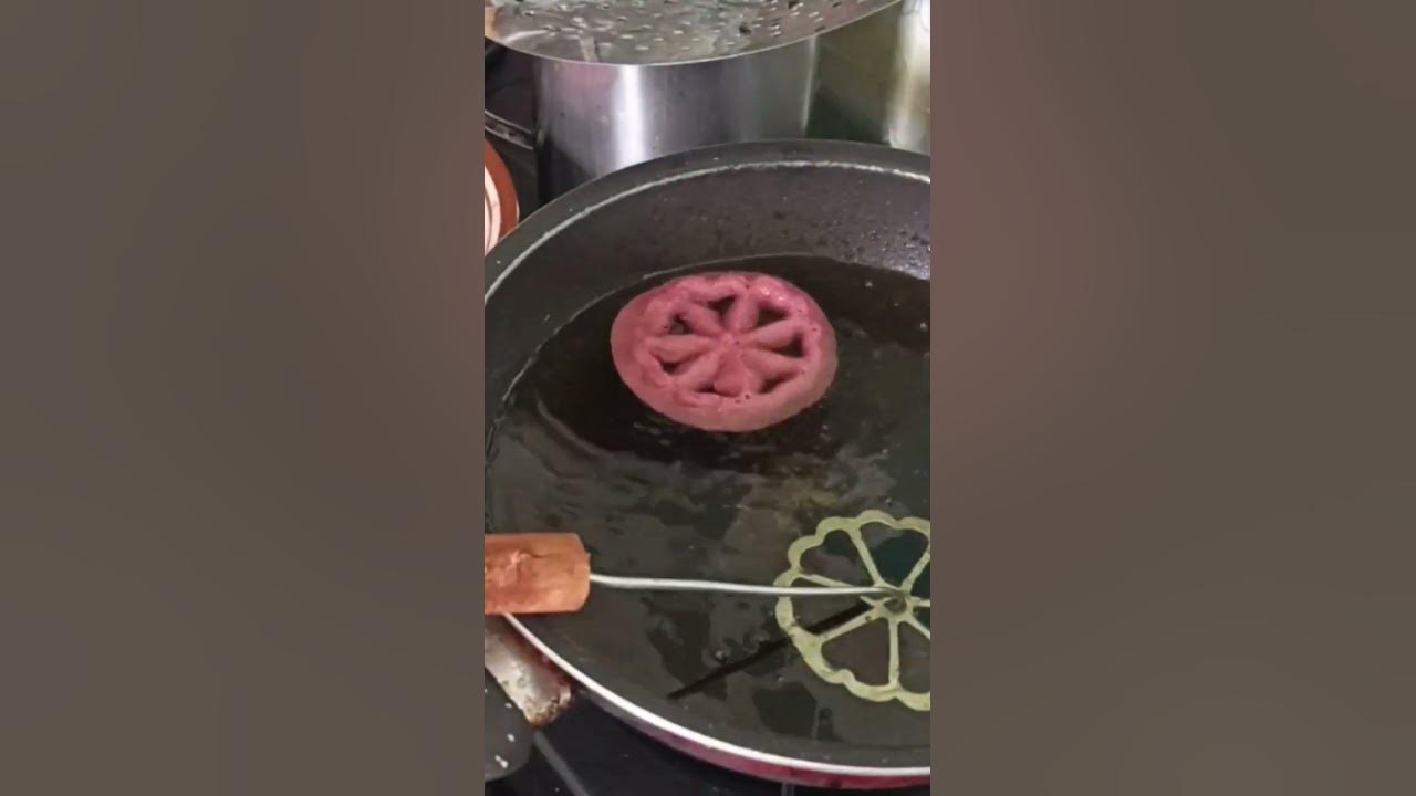 resep kue kembang goyang anti gagal geeeiiisss... yuk tonton 👇😍😍😋😋