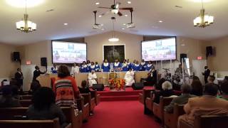 Luther Barnes & The Restoration Worship Center Choir - "God's Grace" chords