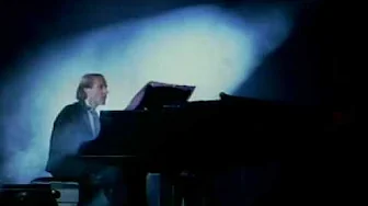 Richard Clayderman - The Butterfly Lovers (Live in China, 1992) Richard Clayderman - The Butterfly Lovers (Live in China, 1992)