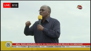 LIVE: MAGUFULI AMKATAZA MKURUGENZI KUONGEA KIINGEREZA 'NITAKIFUNGA'