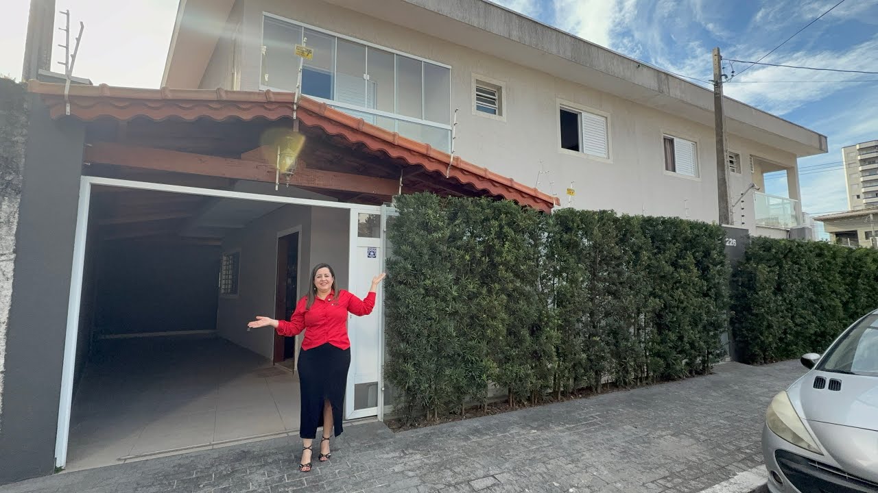 👑 JOIA RARA NA GUILHERMINA 💎 Sobrado 03 dormitórios à 250 metros da praia 🌊