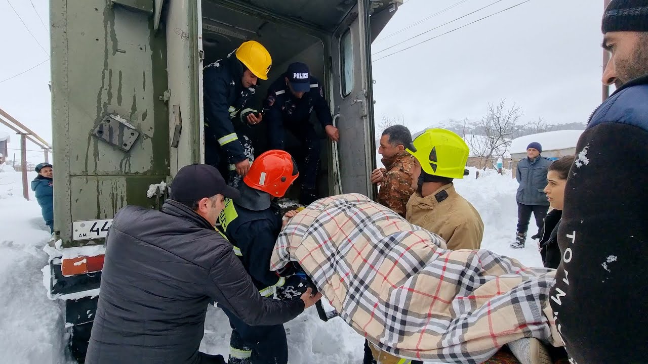 Ապարանում փրկարարները, պարեկներն ու բժիշկները փրկել են տարեց կնոջ կյանքը