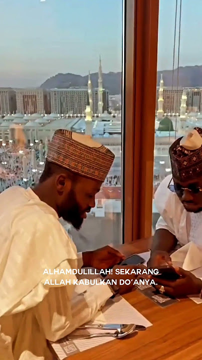 Dulu Pria Ini Berdo'a Minta Uang di Depan Ka'bah. Sekarang Kondisinya Bikin Melongo!