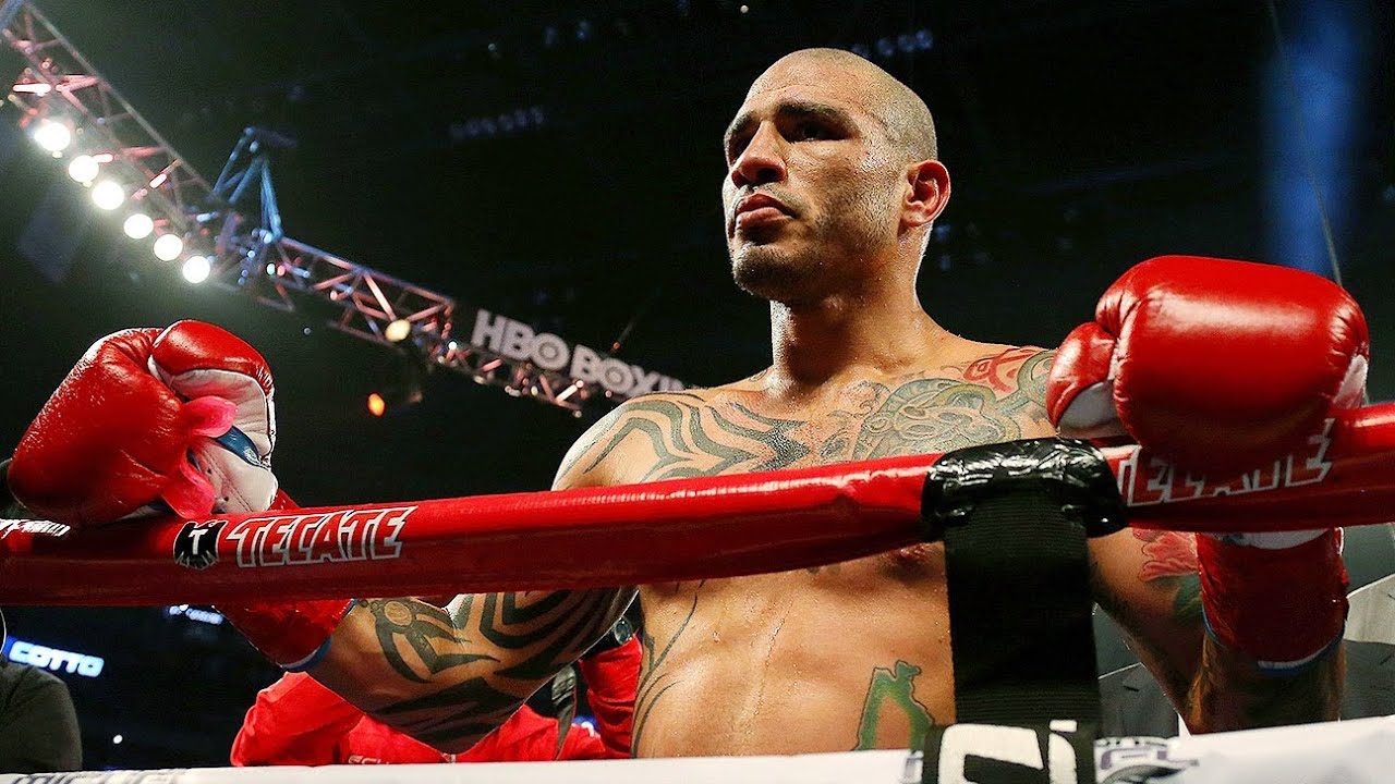 Miguel Cotto vs Sergio Martinez w/ Kieran Mulvaney - YouTube