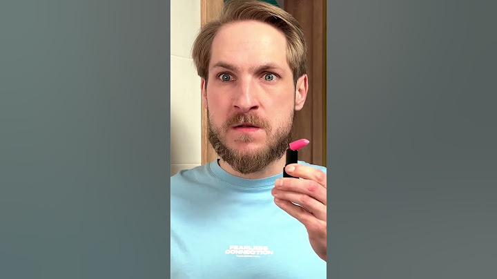 Joystick contro rossetto #commedia #shorts
