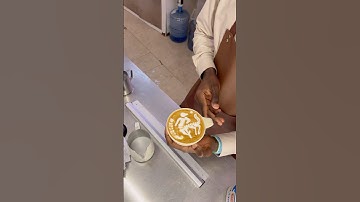 #coffee #subscribe #coffeeart #youtubeshorts #barista #latte #latteart #shorts #video #youtube #fypシ