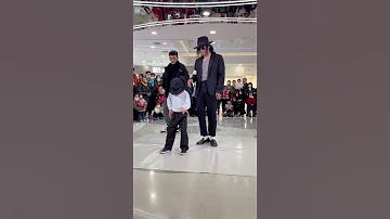 Dangerous (with child dancer) - Michael Jackson impersonator show in China #dancevideo