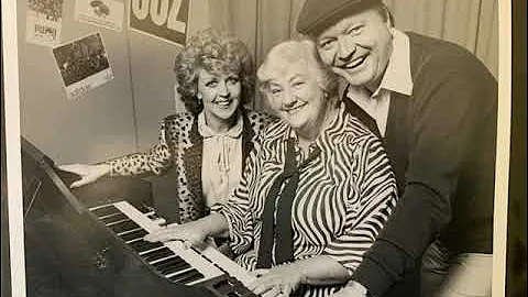 3UZ Bert Newton theme song music and interview 1979