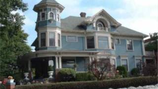 Victorian Apartment - Portland, Oregon