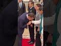 الأميرة الجليلة لالة خديجة رفقة جلالة الملك محمد السادس في إستقبال الرئيس الفرنسي ماكرون المغرب الأميرة الجليلة لالة خديجة رفقة جلالة الملك محمد السادس في إستقبال الرئيس الفرنسي ماكرون المغرب