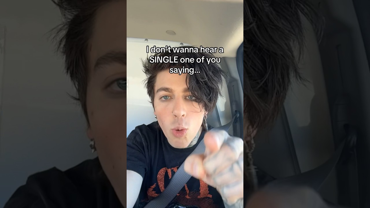 THIS is what punk looks like… speaking about the LGBT in front of THOUSANDS… 