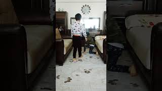 Mustafa Said Kardeşi Asım Emin Ile Güreş Yapıyor.