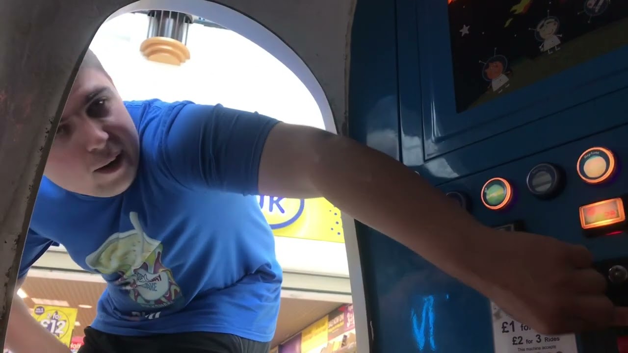 Детский аттракцион 