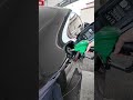 How To Put Gas in a Car