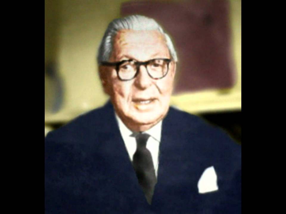 George Baker Sings "My Name Is John Wellington Wells"