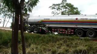 Scania driver training TtT in Thailand When you start the truck on the way up the hill