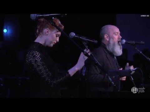 Michael Stipe &amp; Karen Elson - Ashes to Ashes (David Bowie cover)