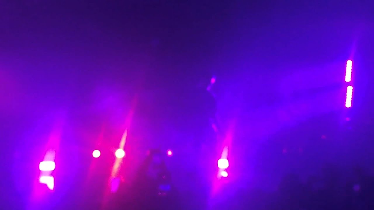 Bryson tiller overtime(live) YouTube