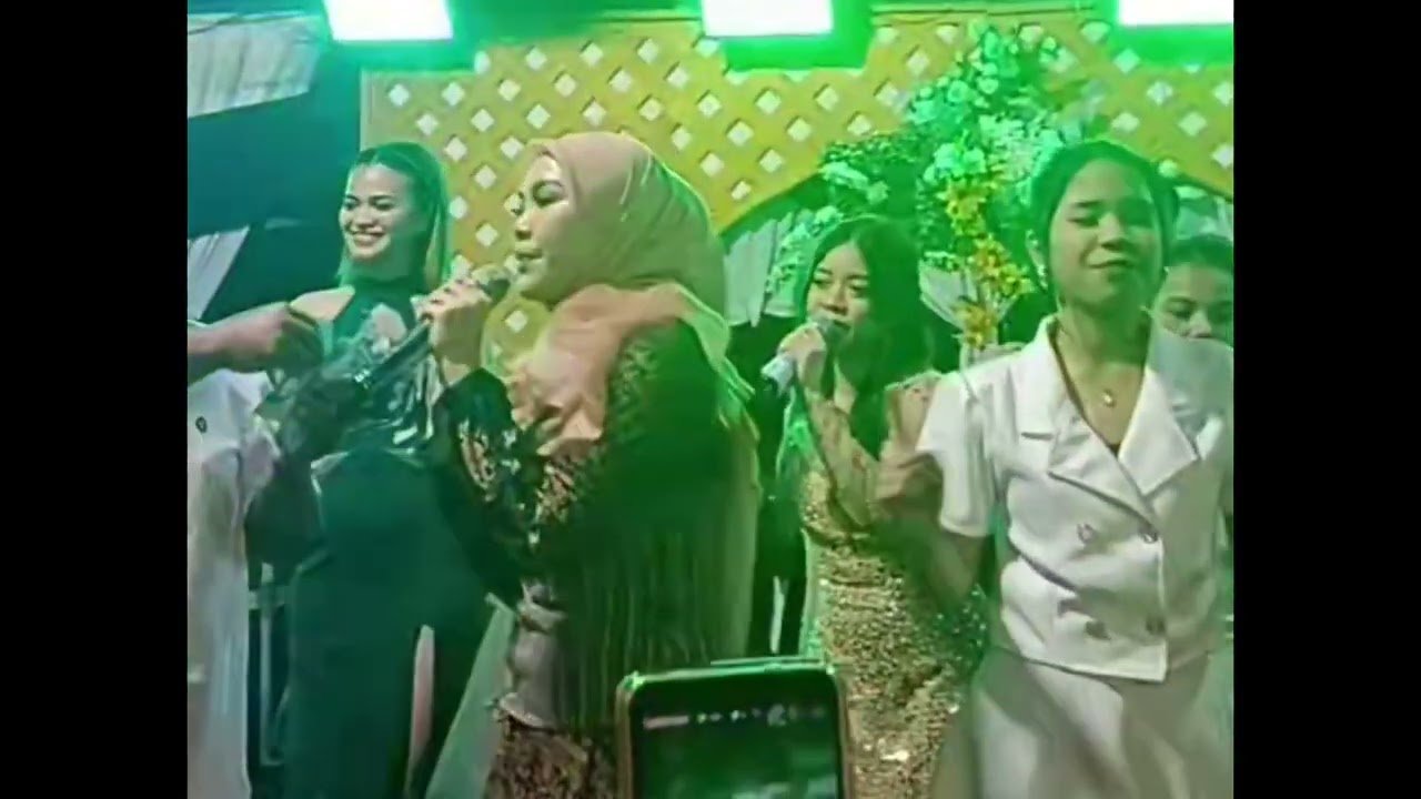 Cidda Gery Detik - Detik Coach Selfi Yamma Ajak Karunia Ke Panggung Di Sawer