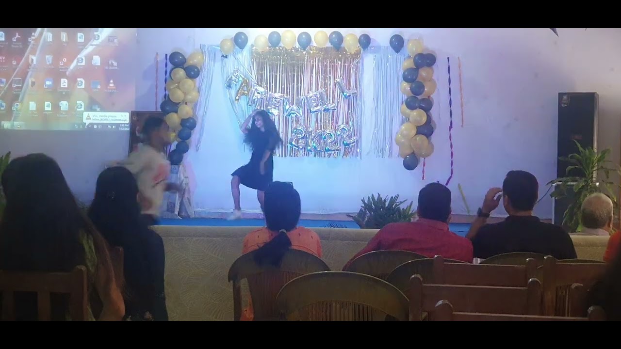 College Farewell Dance Performance/ Solo Dance 💃 - YouTube