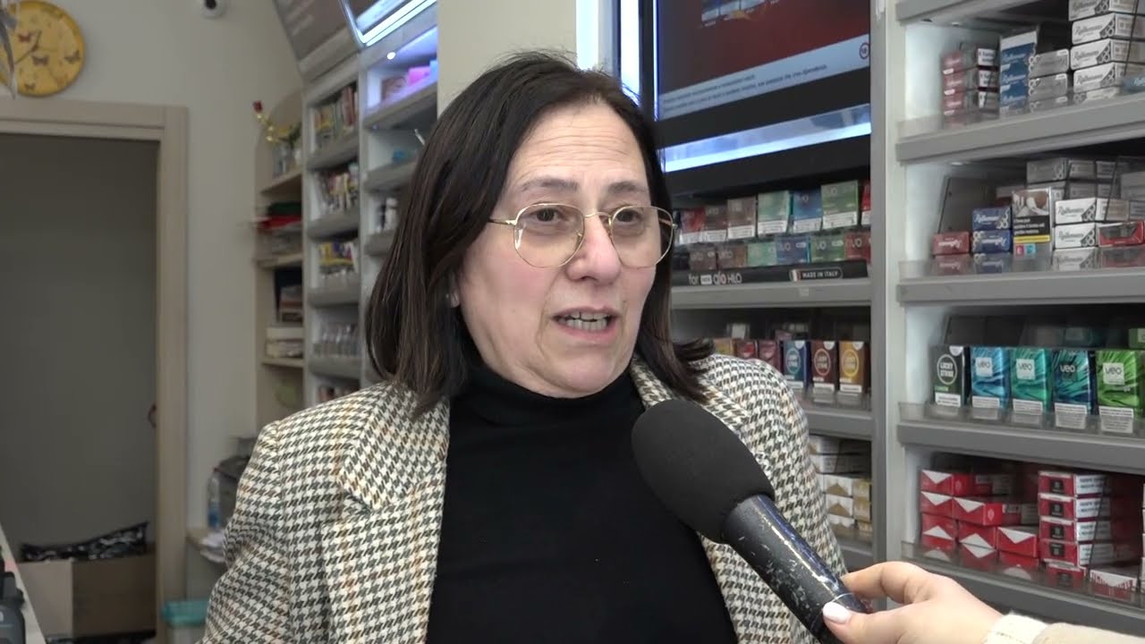 Via Fiorentina, i commercianti: 