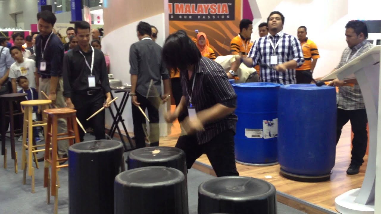 Stomp The Rhythm (STR) at KL Converge KLCC