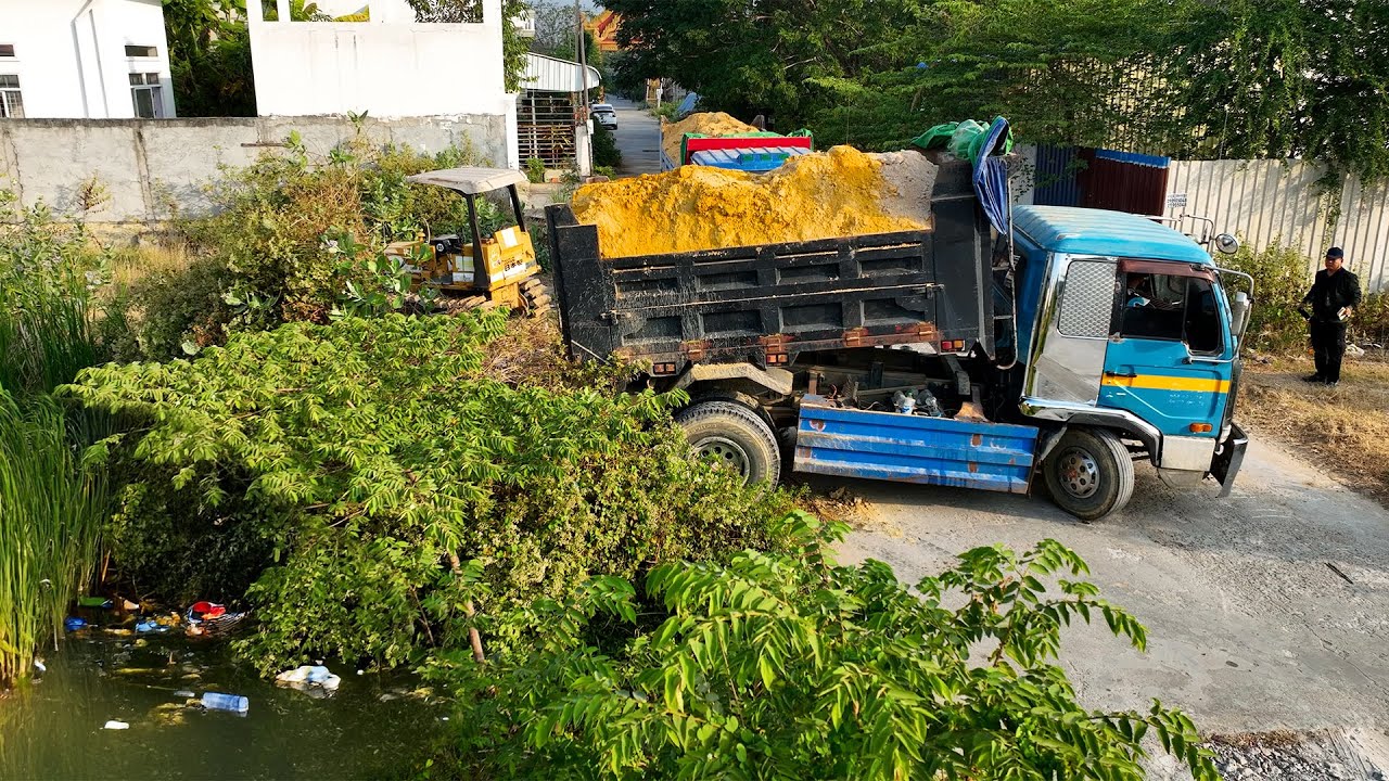 Full Start New Landfill! Delete Flooded Grass Area Using Skill Dozer Pushing Soil with 5Ton Trucks